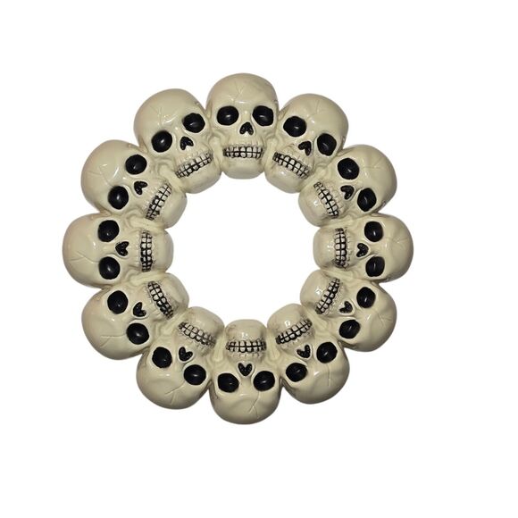 Unbranded Other - Skull Halloween Plastic Wreath Decoration Goth Dark 15 in